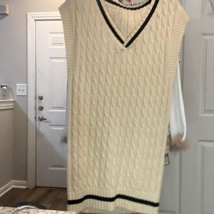 SWEATER DRESS with black trim sweater dress size medium